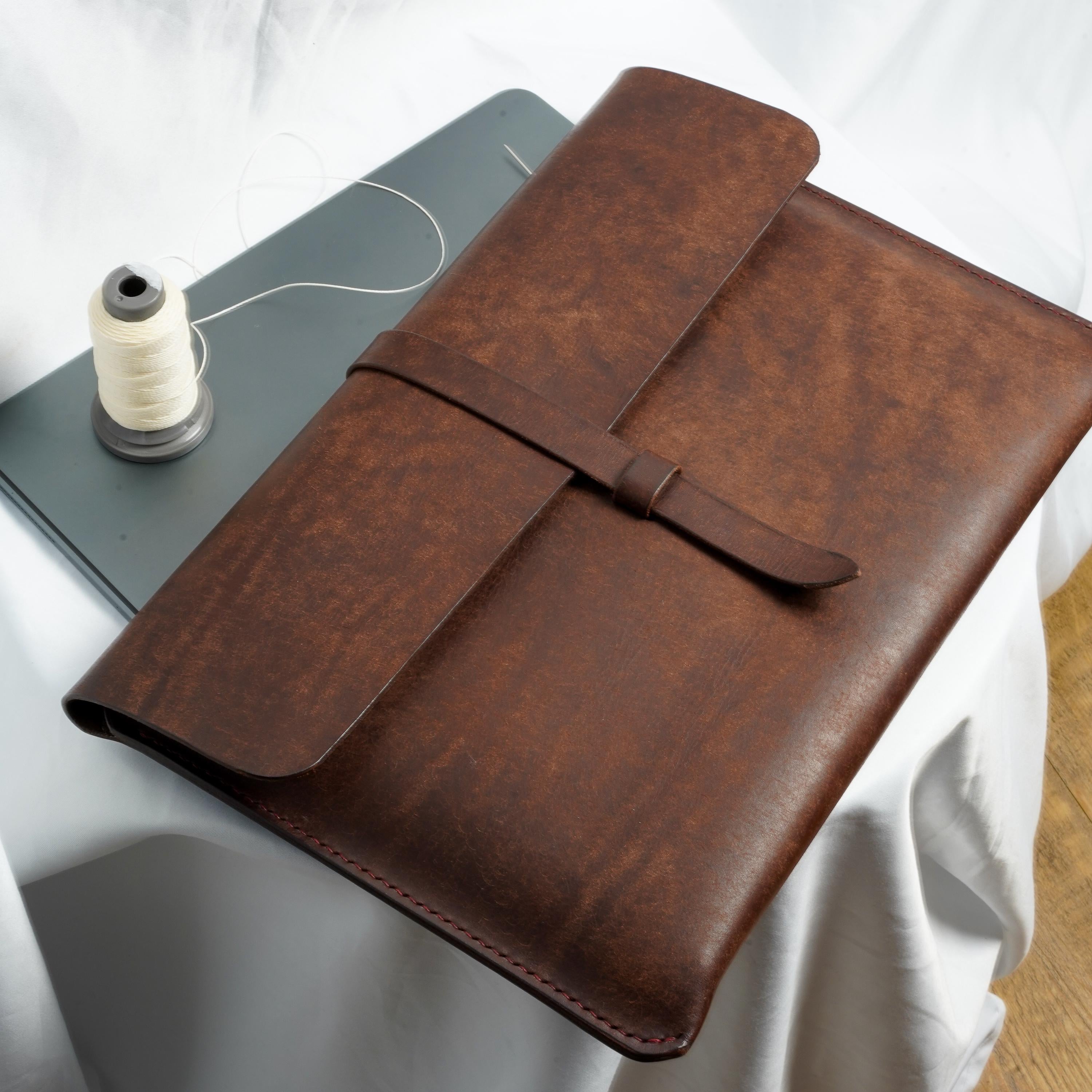 Leather MacBook sleeve | MacBook Case | minimalist iPad sleeve | Laptop case 11, 13, 14, 15, 16,17