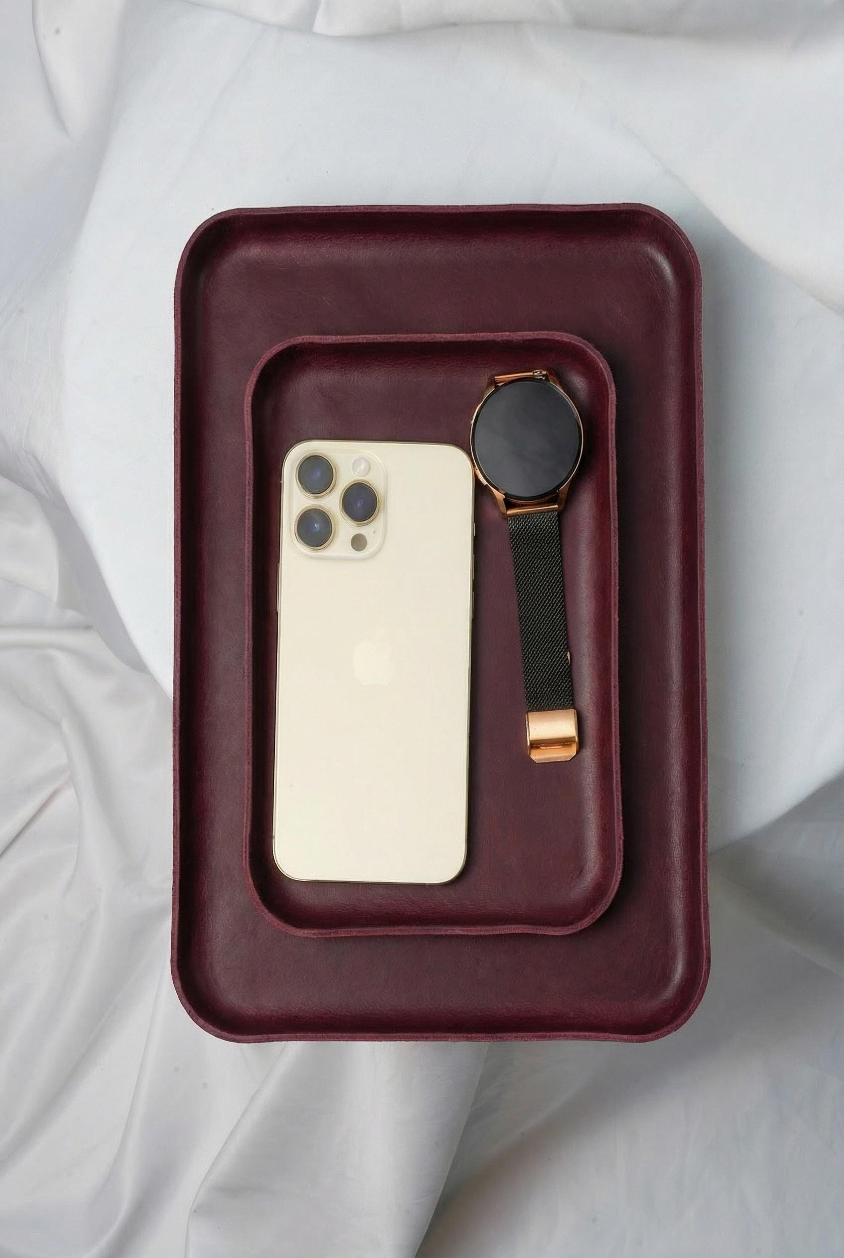 Handmade Leather Tray – Minimalist Catchall for Everyday Essentials
