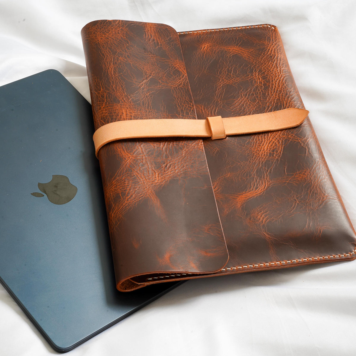 Leather MacBook sleeve | MacBook Case | minimalist iPad sleeve | Laptop case 11, 13, 14, 15, 16,17