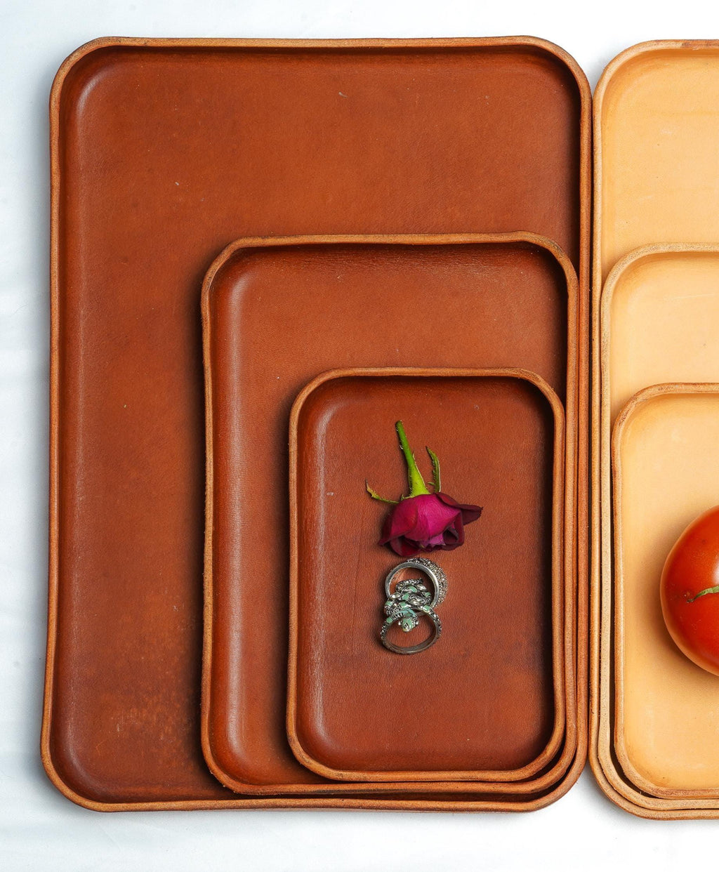 Handmade Leather Tray – Minimalist Catchall for Everyday Essentials