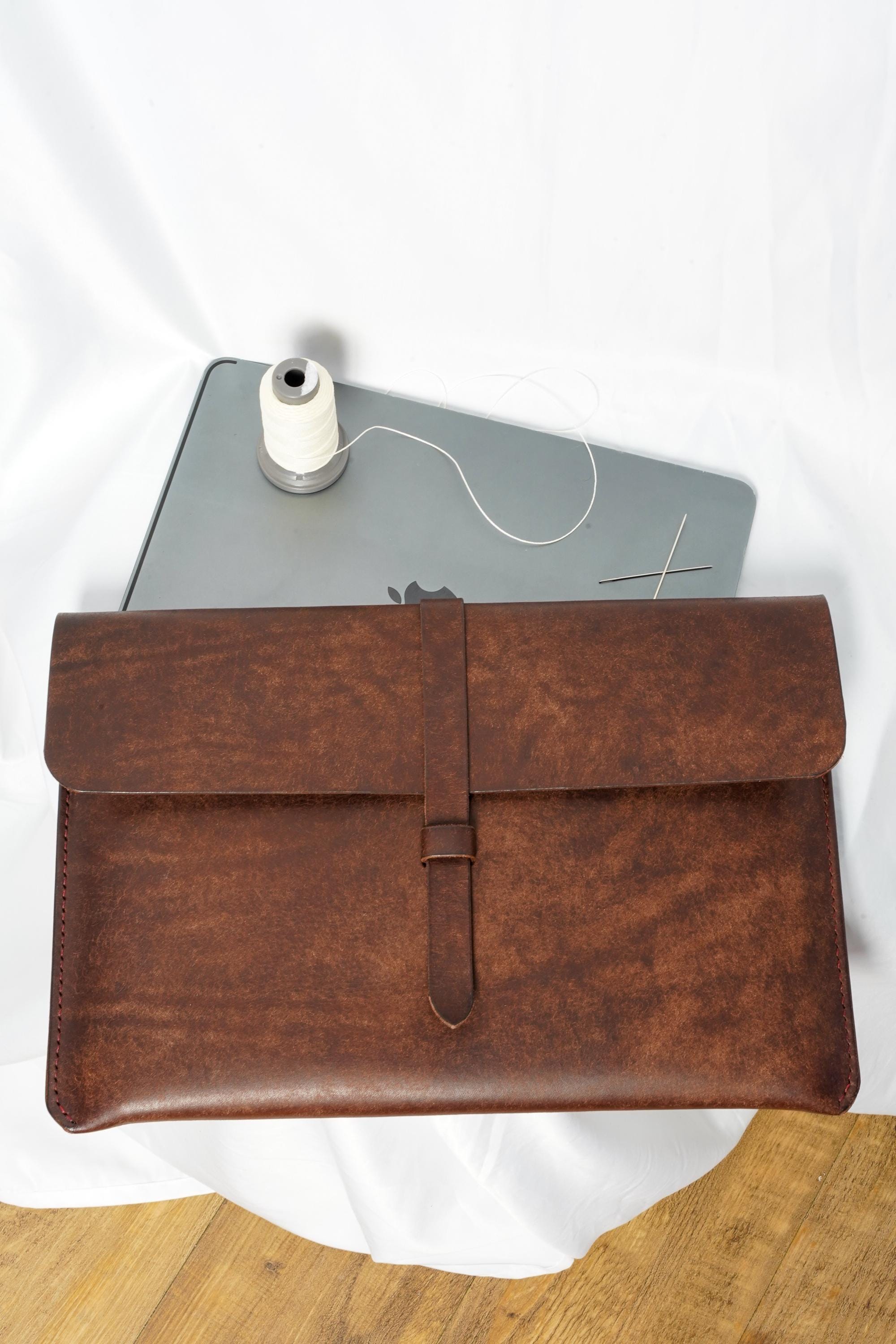 Leather MacBook sleeve | MacBook Case | minimalist iPad sleeve | Laptop case 11, 13, 14, 15, 16,17