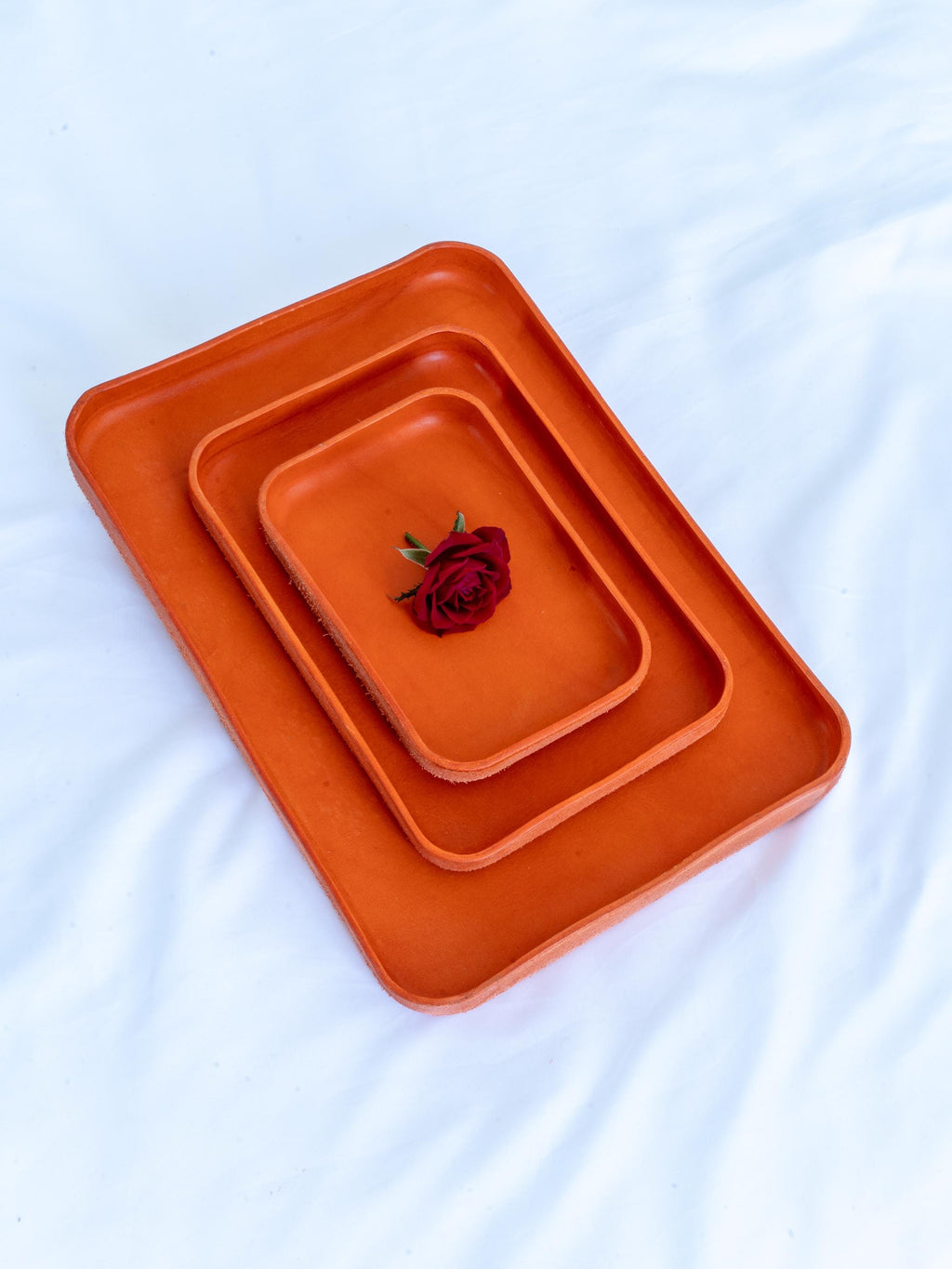 Handmade Leather Tray – Minimalist Catchall for Everyday Essentials