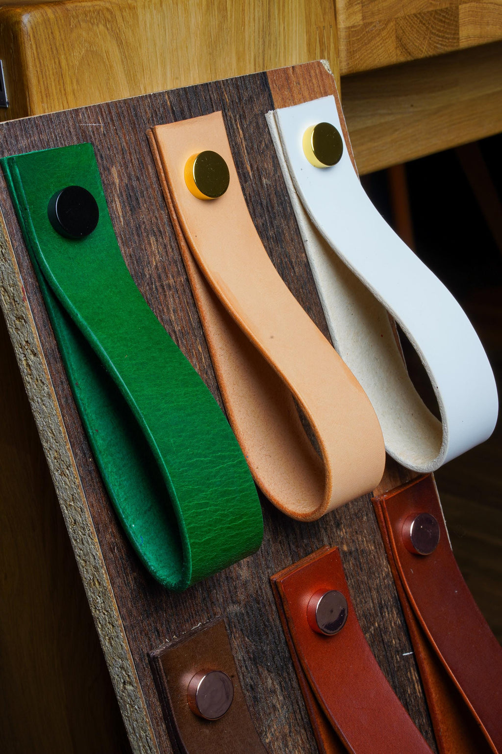 Gardinenstangenhalter Leder, Wandlederriemen – Leder Raffhalter – Gardienenhalter –Vorhangstangenhalter – Wandlederriemen – Butteroleder