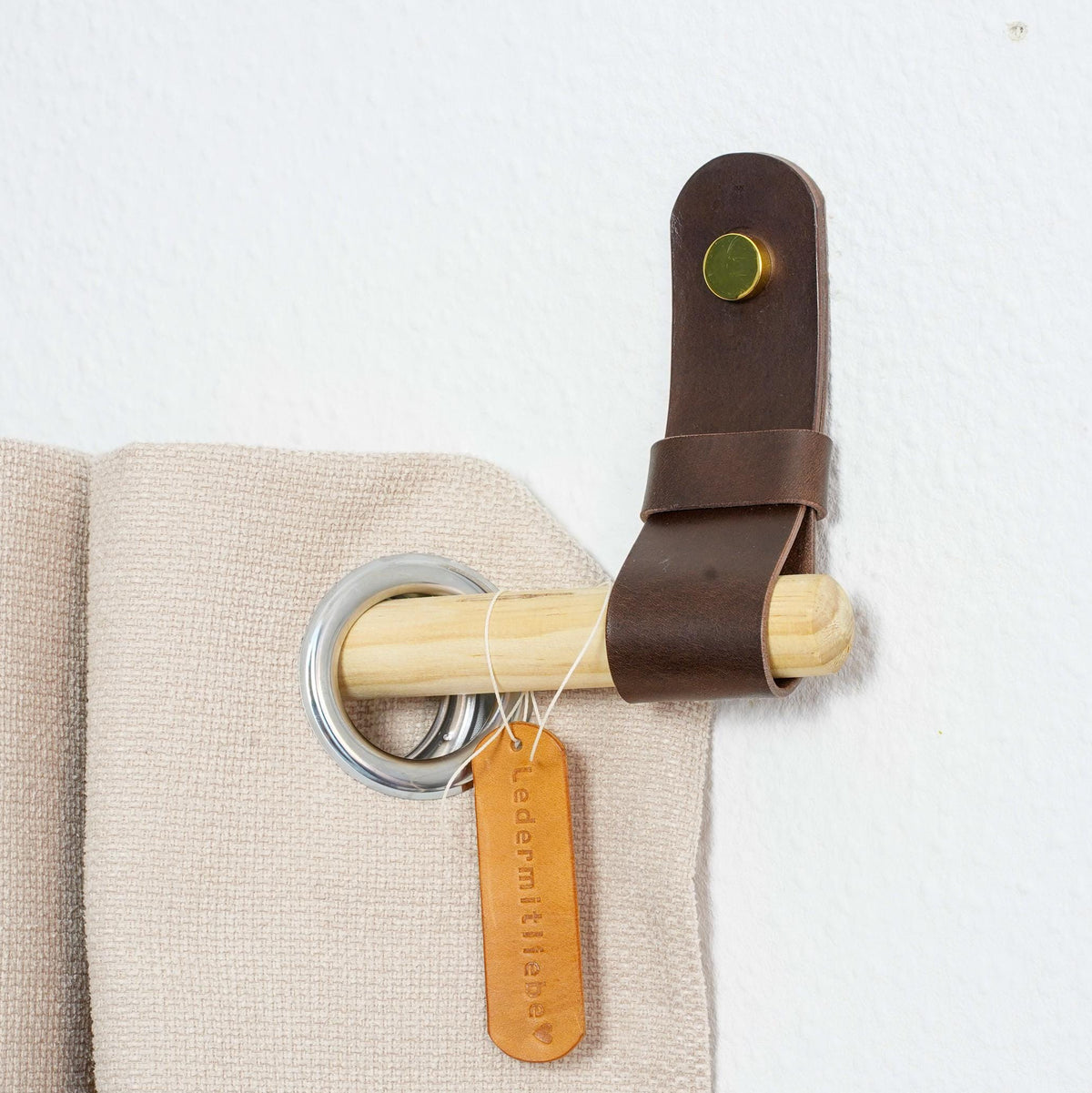 Leder Vorhangstangenhalter – Handgefertigt in Deutschland – Gardinenstangenhalter – Raffhalter