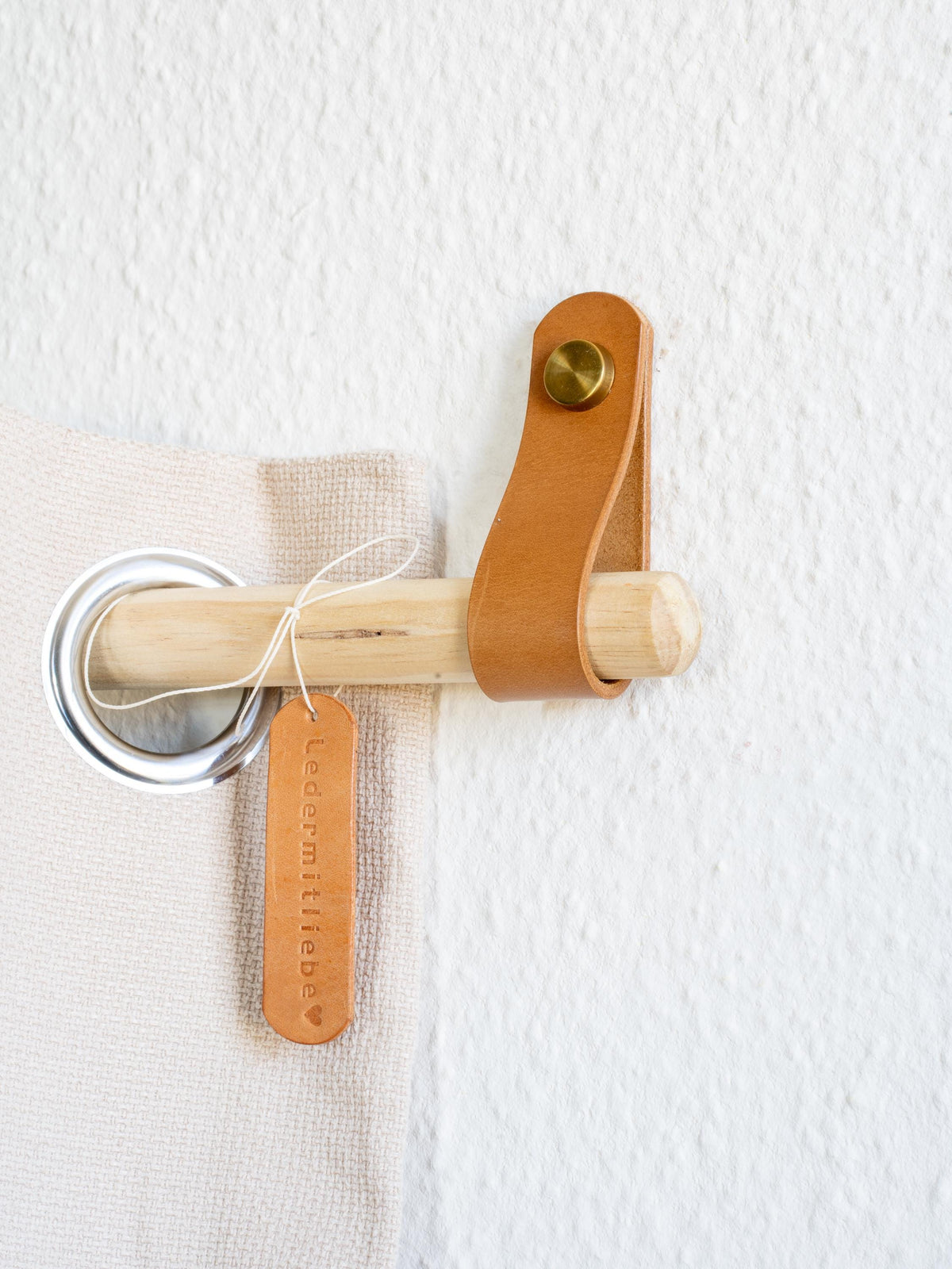 Gardinstangenhalter – Butteroleder Vorhangstangenhalter – Leder Raffhalter