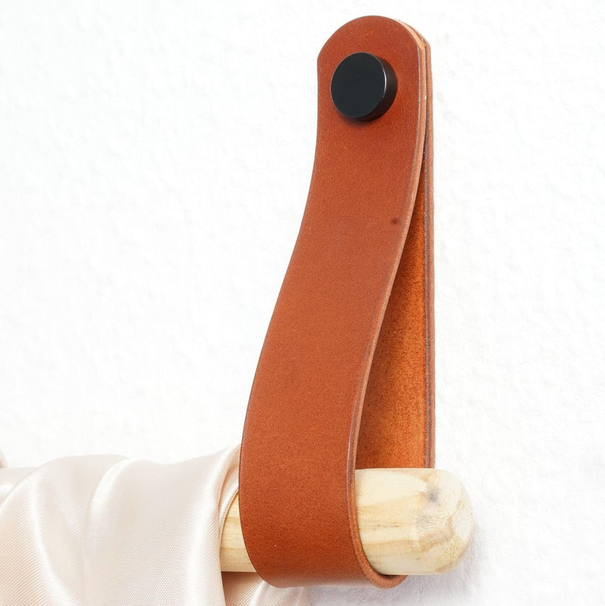 Leder Raffhalter – Vorhangstangenhalter – Gardinstangenhalter. Butteroleder