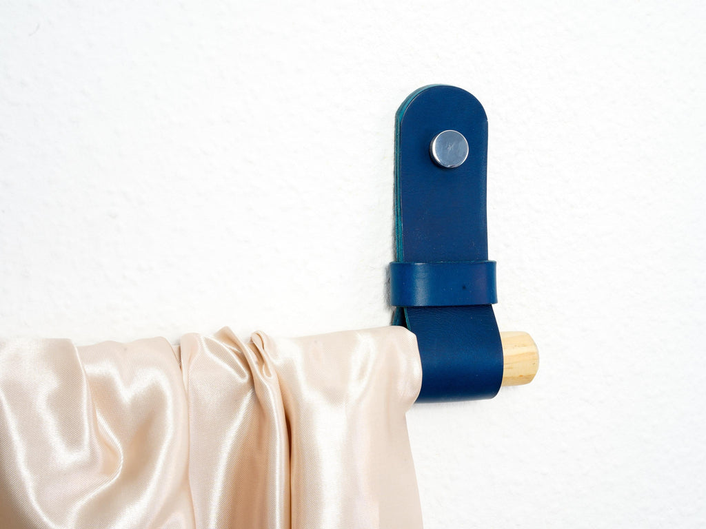 Leder Vorhangstangenhalter – Handgefertigt in Deutschland – Gardinenstangenhalter – Raffhalter