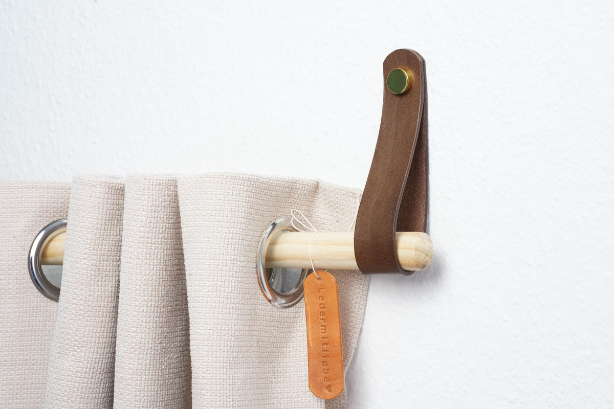 Leder Raffhalter – Vorhangstangenhalter – Gardinstangenhalter. Butteroleder