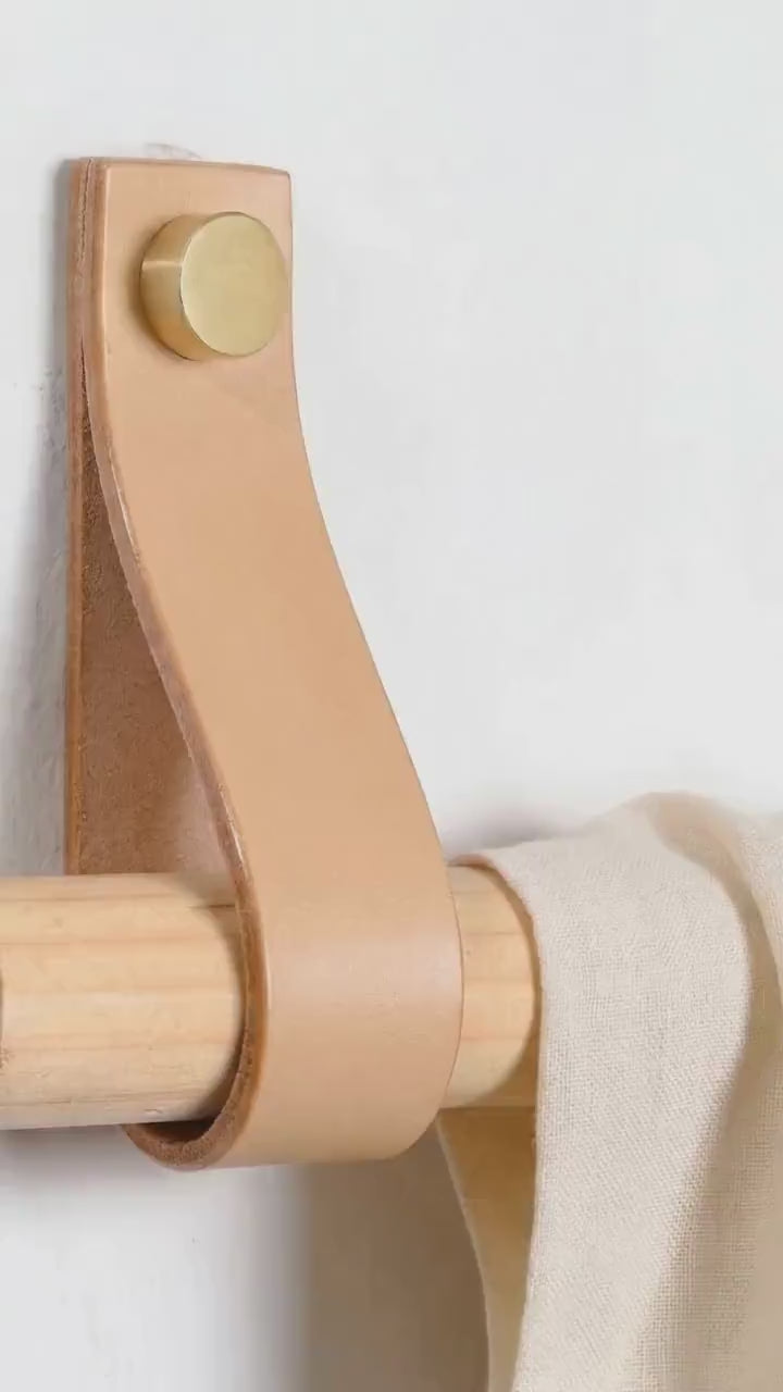 Handgefertigte Leder Gardienenhalter – Conceria Walpier Buttero | 12 Farben | 5 Größen | bis 20% Mengenrabatt