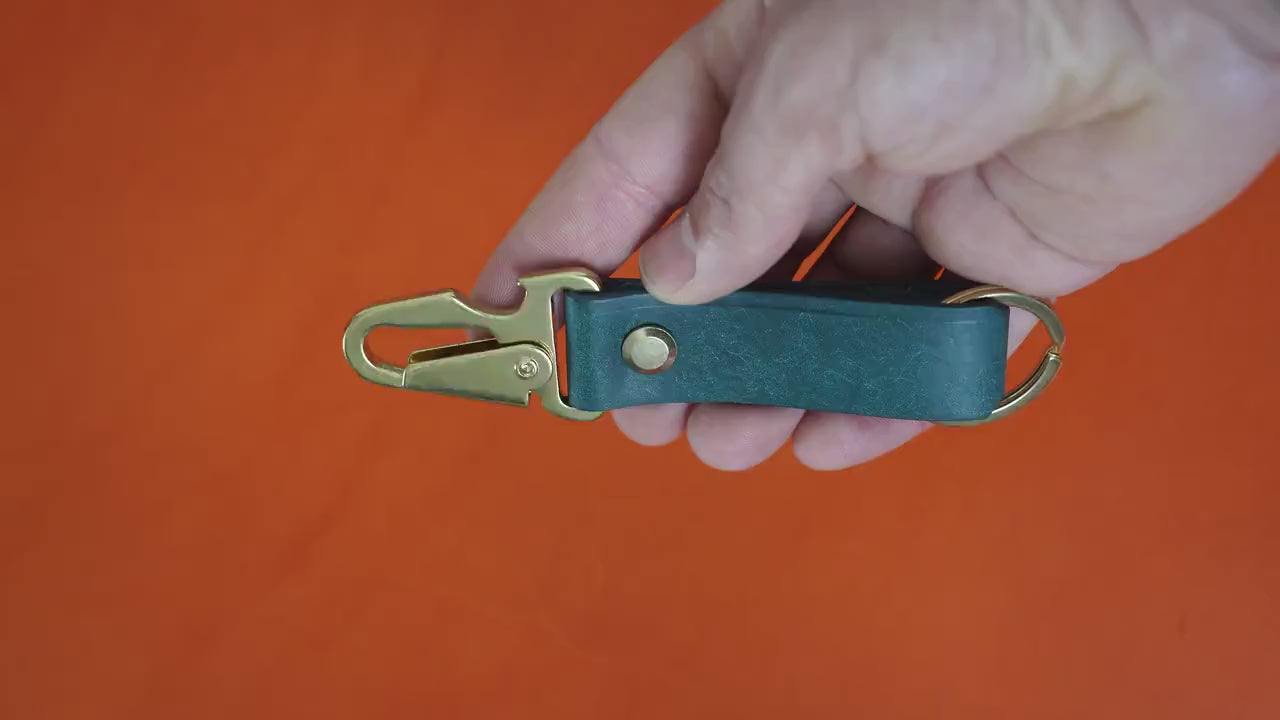 Schlüsselband aus Pueblo-Leder • individuell graviert (bis 15 Buchstaben) • Handarbeit in Deutschland • Schlüsselanhänger