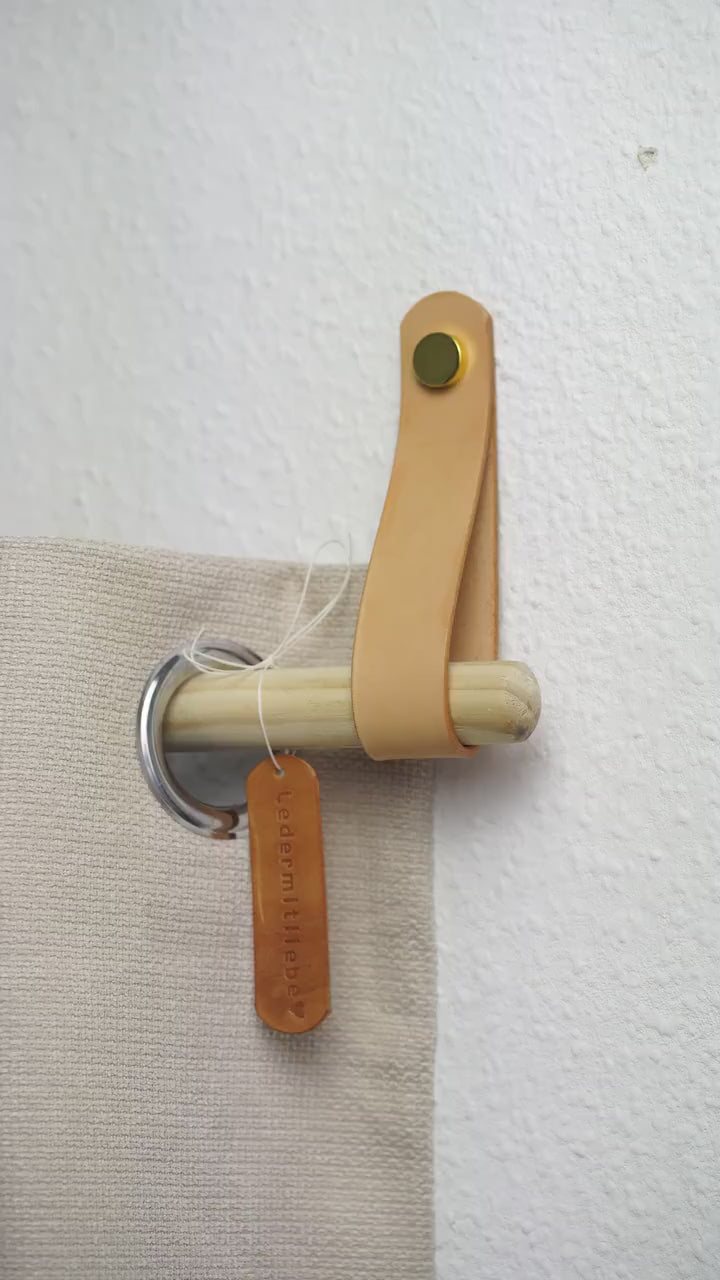 Leder Raffhalter – Vorhangstangenhalter – Gardinstangenhalter. Butteroleder