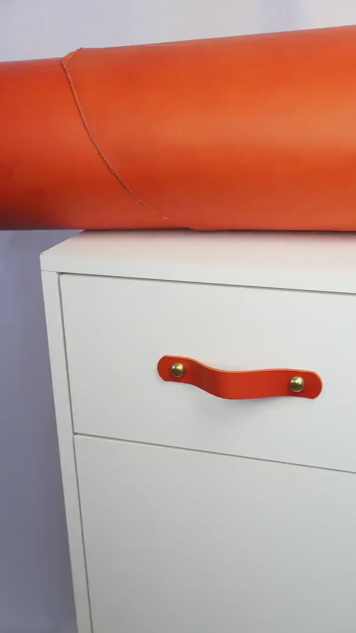 Handmade Leather Handles | Drawer Pulls & Cabinet Knobs | For IKEA Pax Kallax Hemnes | Vegetable Tanned Leather | Made in Germany